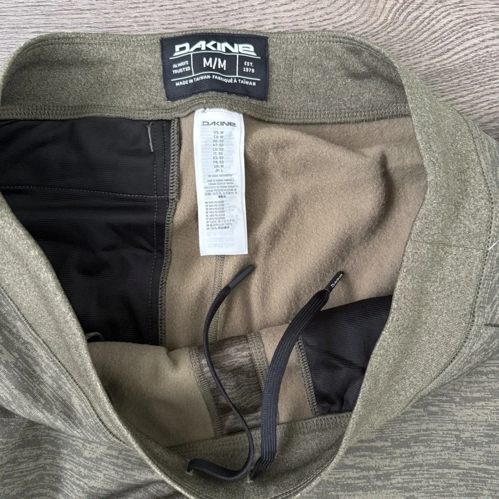 Dakine Liberator LW Pant Men's M Green Heather Fleece Joggers Ski Base Layer NWT